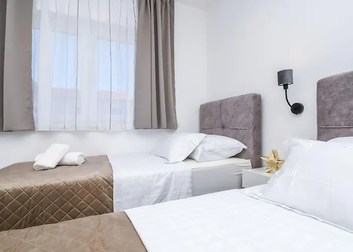 Apartment Silver Shine *