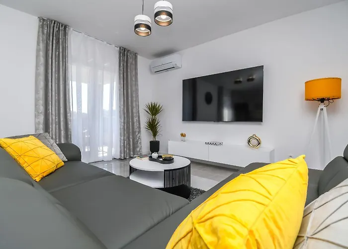 Apartment Silver Shine *