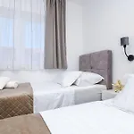 Apartment Silver Shine *