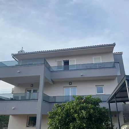 Silver Shine * Τρογκίρ